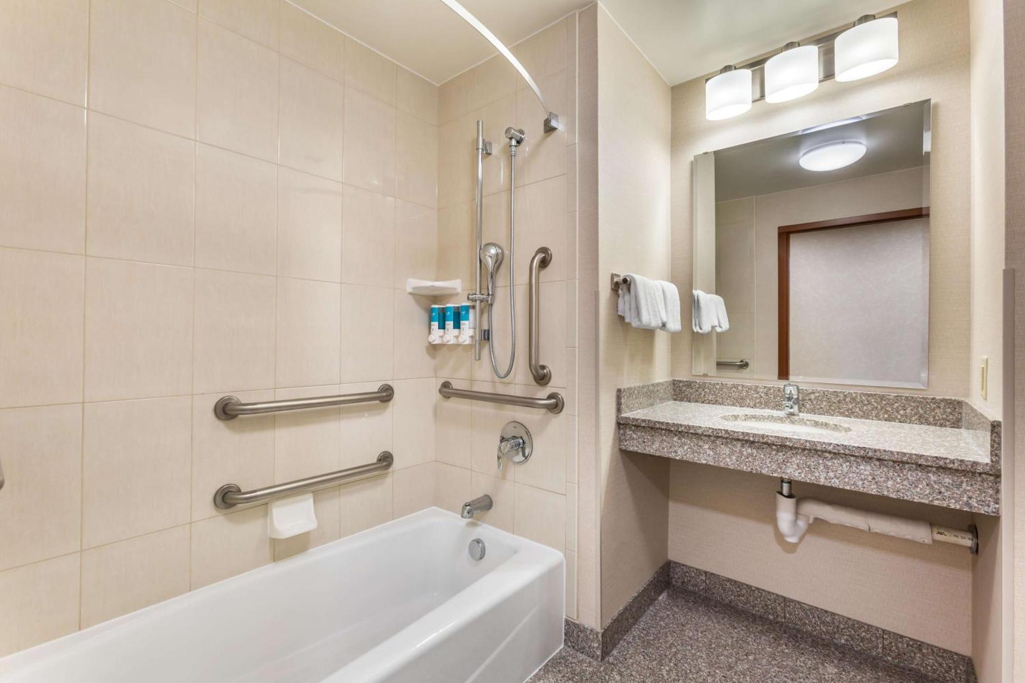 Drury Plaza Hotel Phoenix Темпе Екстериор снимка