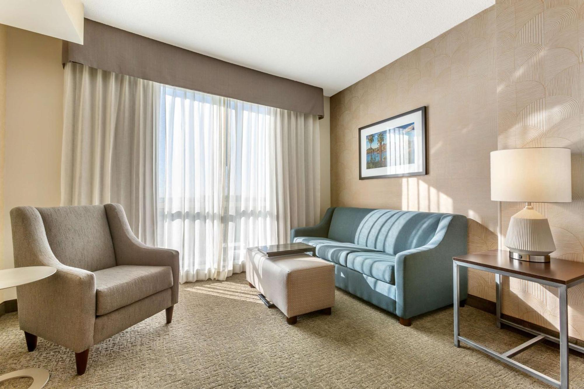 Drury Plaza Hotel Phoenix Темпе Екстериор снимка