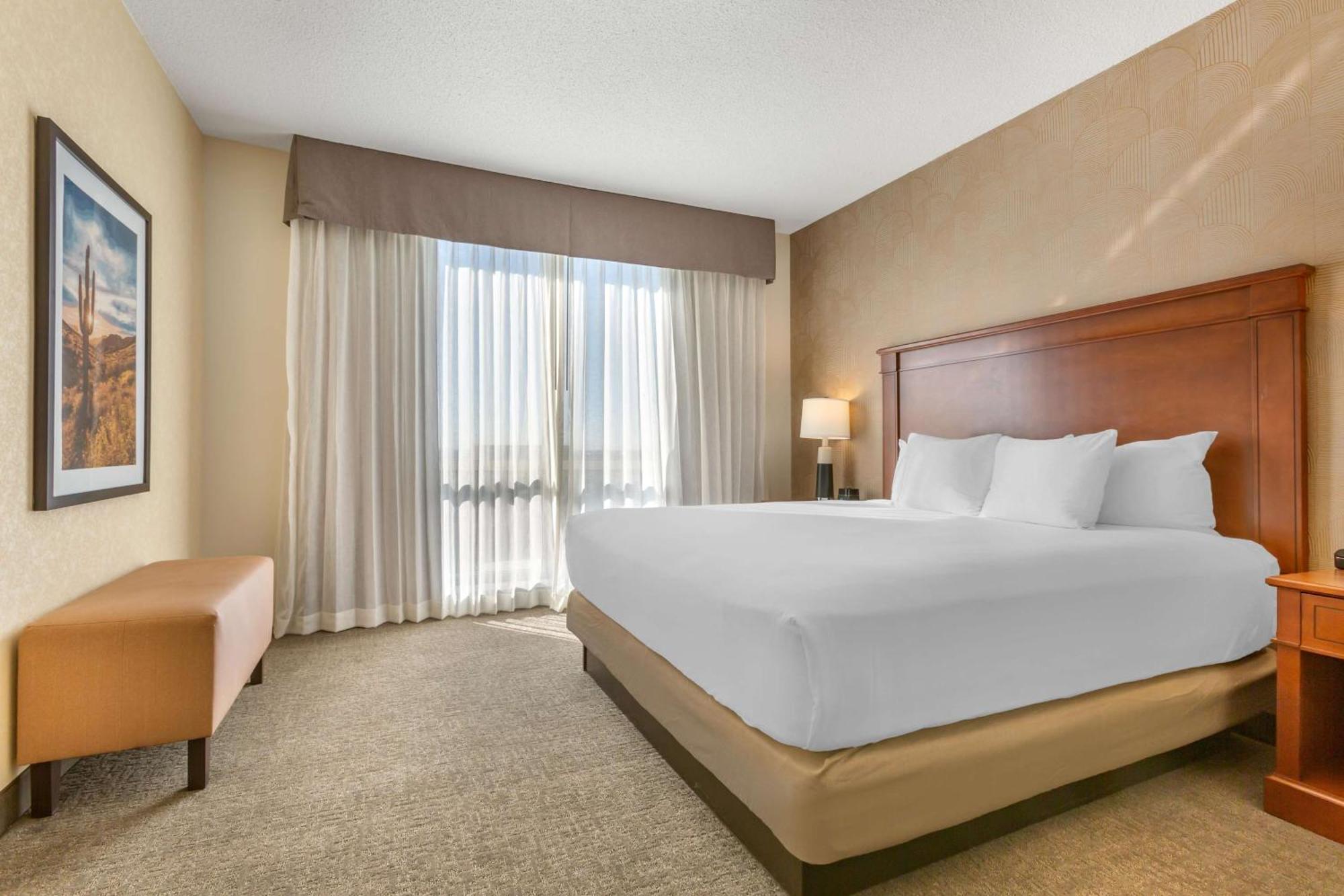 Drury Plaza Hotel Phoenix Темпе Екстериор снимка