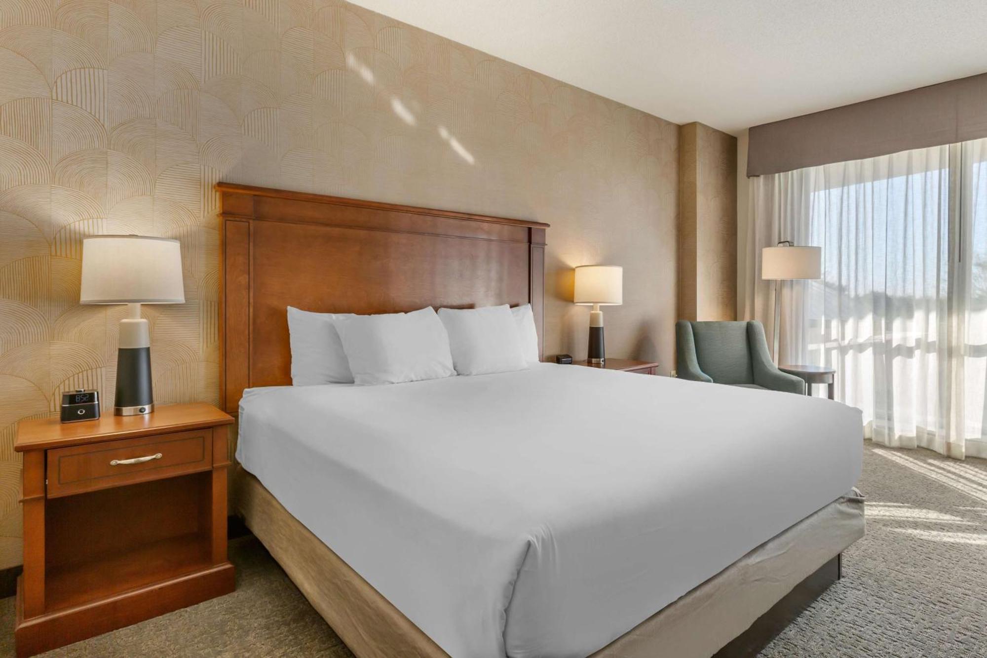 Drury Plaza Hotel Phoenix Темпе Екстериор снимка