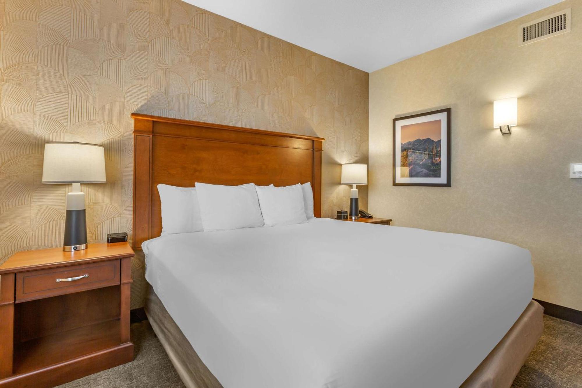 Drury Plaza Hotel Phoenix Темпе Екстериор снимка