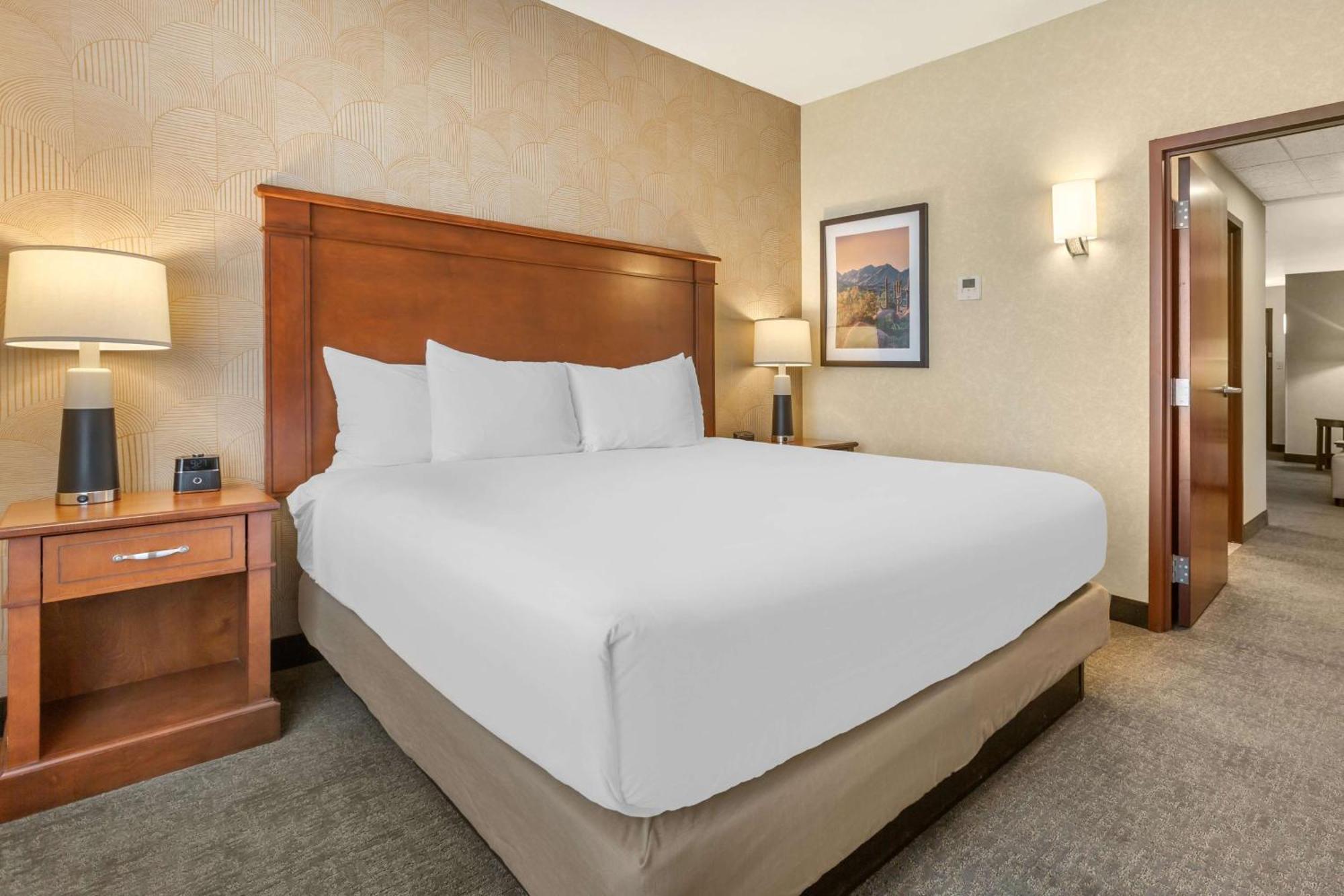 Drury Plaza Hotel Phoenix Темпе Екстериор снимка